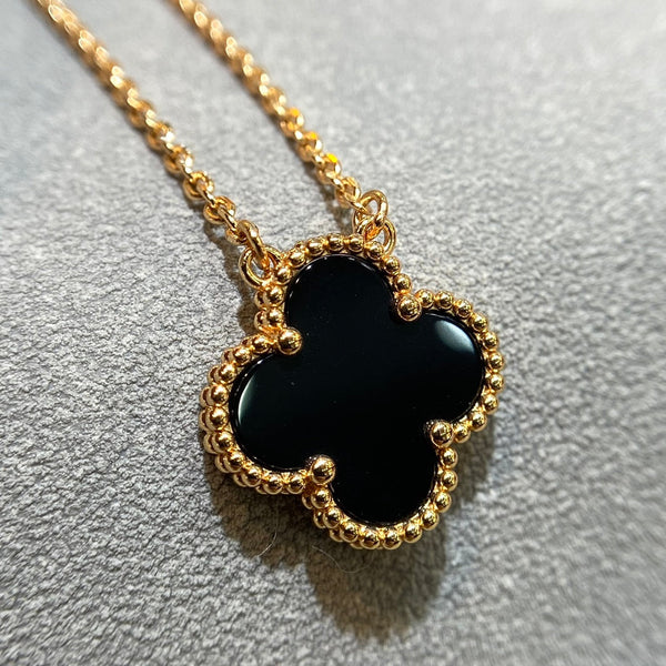 LUCKY CLOVER NECKLACE | BLACK/GOLD